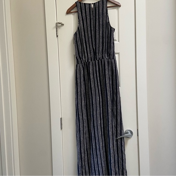 Club Monaco silk maxi dress/romper size 2 - Picture 6 of 8